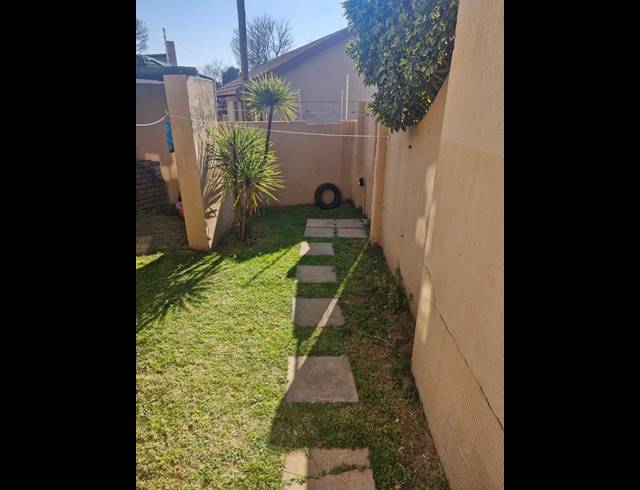 1 BEDROOM APARTMENT TO LET IN NORKEM PARK